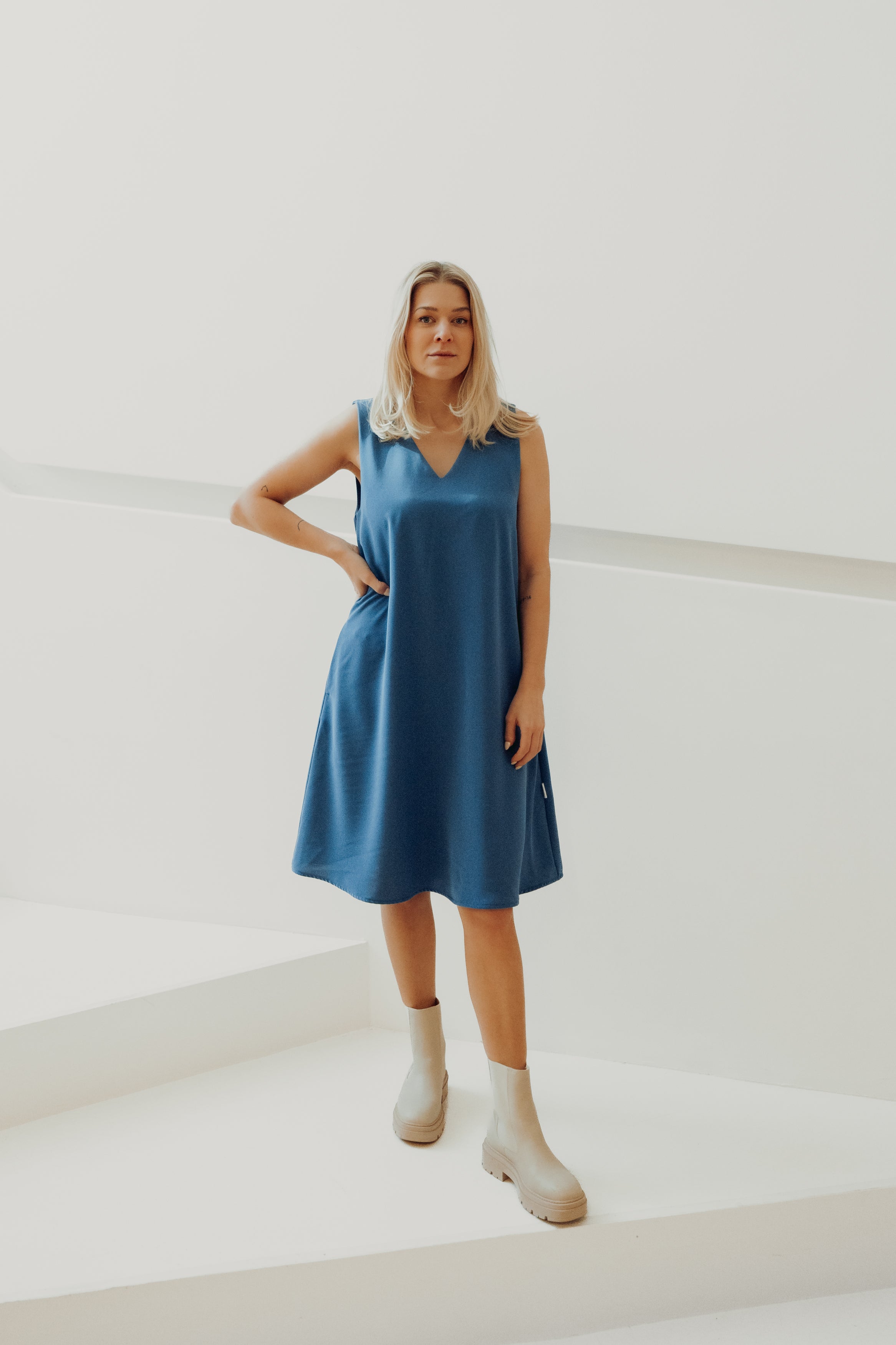 Viena midimekko (sky blue)