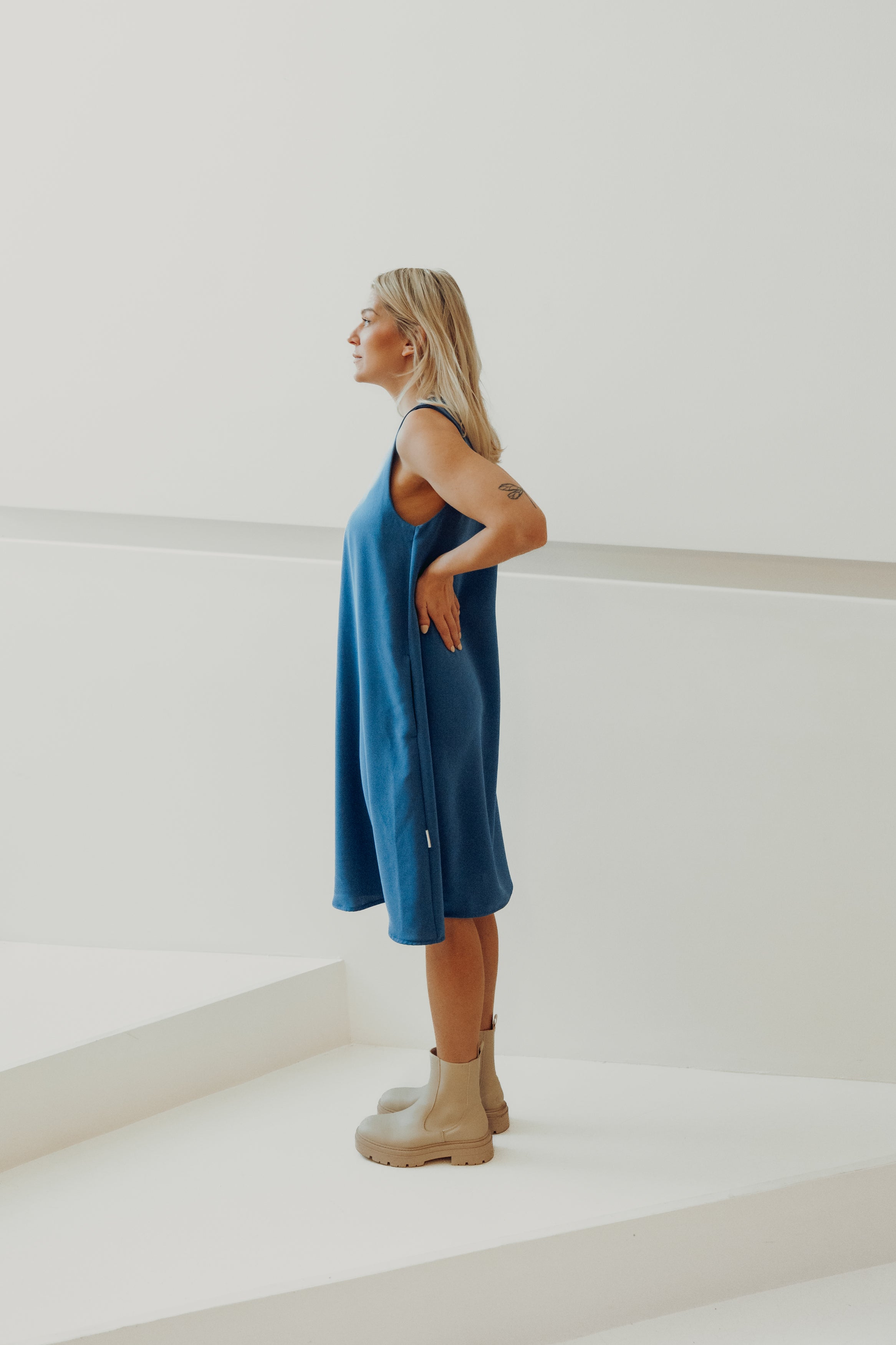 Viena midimekko (sky blue)